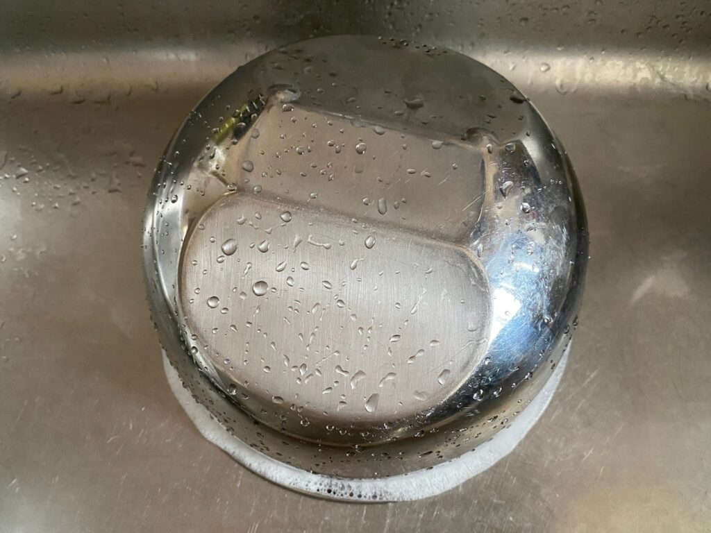 ステンレスボウルの洗い方